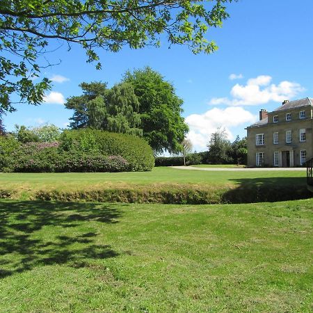 Villa Plas Yolyn Ifton Heath Exterior foto